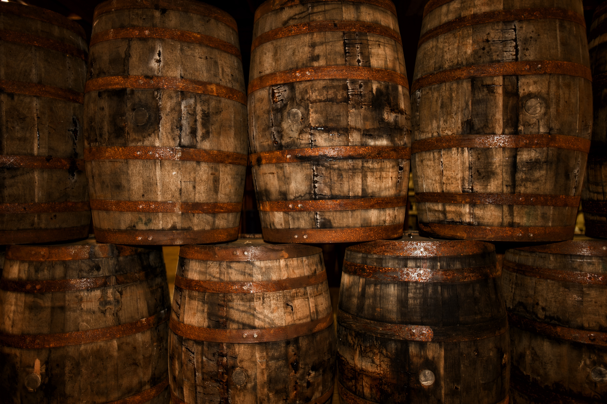 Aged bourbon oak barrels